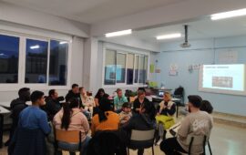 Familia Laguna 2024-25 programan parte hartuko duten familien formakuntza