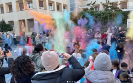 “Holi Fest” Antiguako jaietan